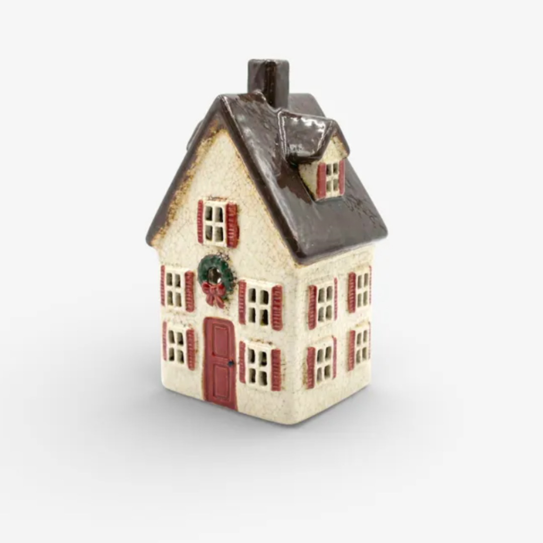 Nordgard Tall Villa with Bow Wreath Tealight House